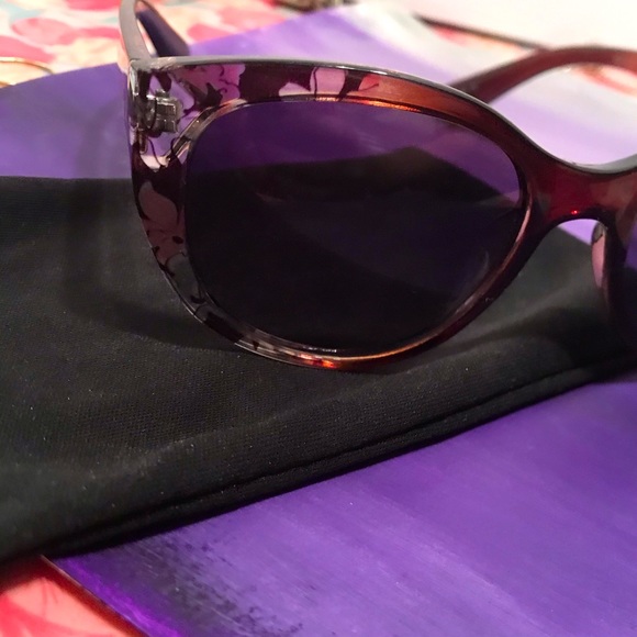 Floral Foster Grant Tru Color Sunnies MSRP$32 - Picture 7 of 12